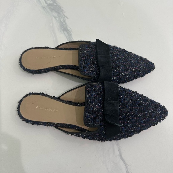 Chic Black Tweed Mules with Bow - Picture 6 of 6